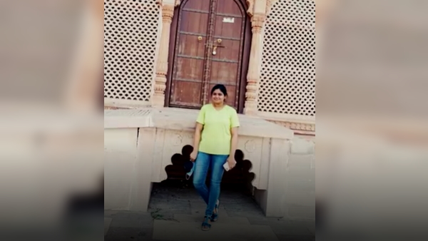  सब जगह कर रखी है शिकायत