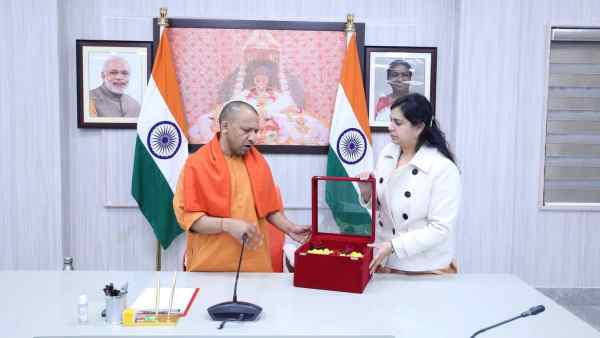 ट्रेनिंग के दौरान उत्कृष्ट प्रदर्शन का अवॉर्ड