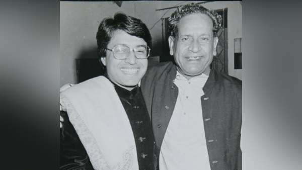 भीमसेन जोशी सवाई गंधर्व के शिष्य बने