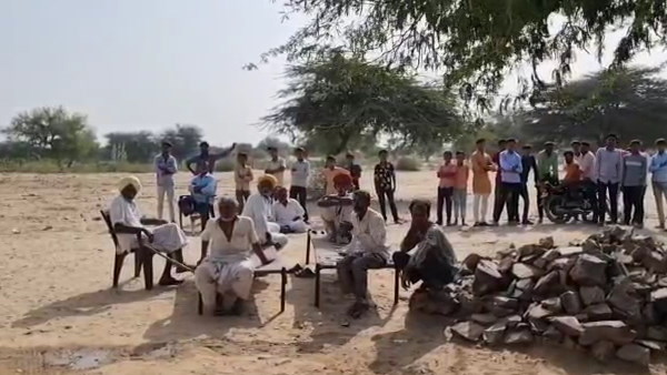 Aasman Se Patthar Barmer Aasman Se Patthar Barmer