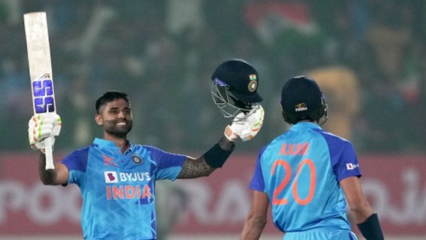 कई भारतीय क्रिकेटरों पर संजो बघेल बना चुकी हैं गाना 