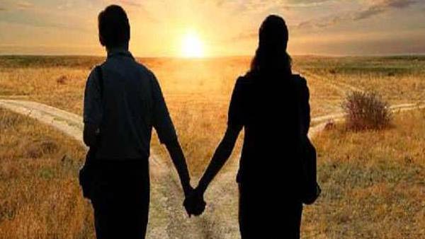 ससुराल वालों ने की युवती को मनाने की कोशिश
