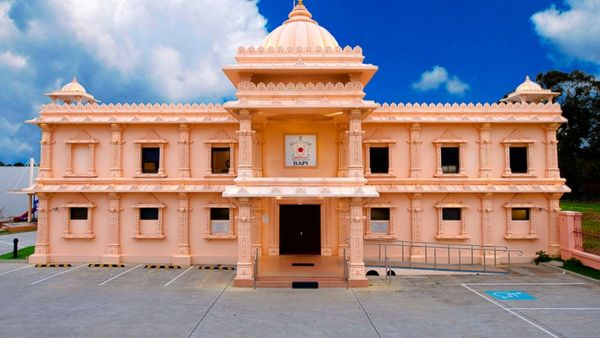 भारत के खिलाफ नफरत भरे स्लोगन्स