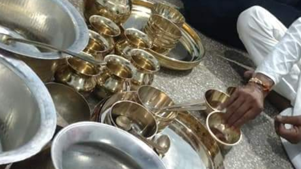 ढाई लाख रुपए का लगाया चूना