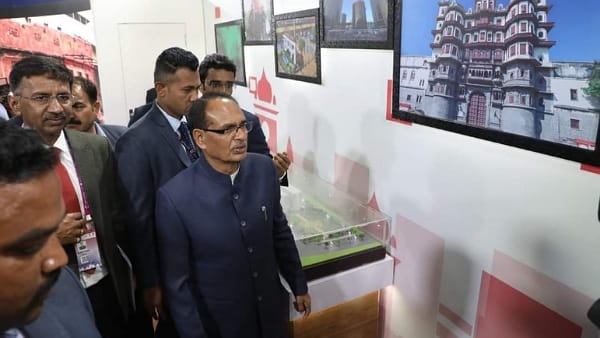 एमपी पवेलियन एवं प्रदर्शनी का शुभारंभ किया