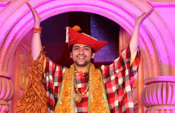 हमारे पास चमत्कार नहीं : धीरेंद्र कृष्ण शास्त्री