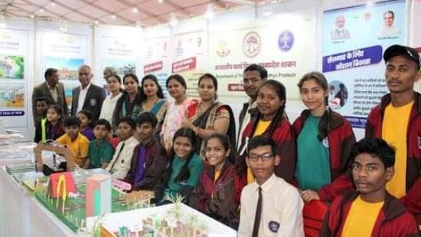 जनजातीय कार्य विभाग ने विज्ञान महोत्सव में लगाई प्रदर्शनी