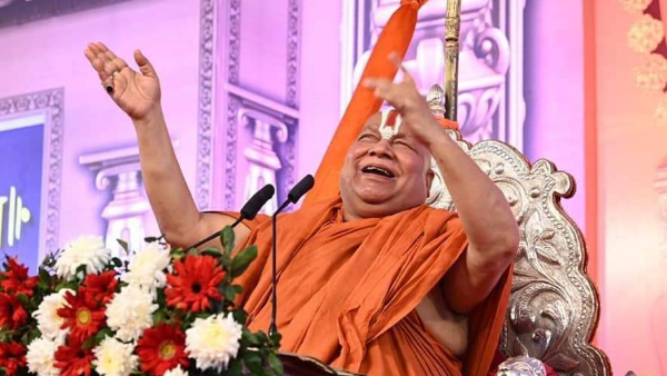 अखंड राष्ट्र की मांग करने वाले ही कथा में आएं : रामभद्राचार्य