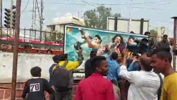 फिल्म की रिलीज पर बयान देने से बीजेपी नेताओं किया मना