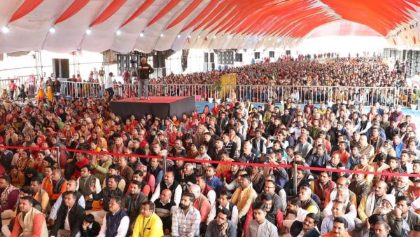 युवाओं को सही दिशा और मार्गदर्शन नहीं मिल पा रहा : रामभद्राचार्य