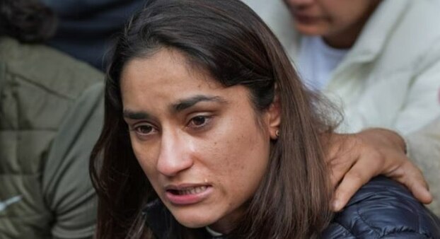 'कमेटी मेंबर तथ्यों को लीक कर रहा है'