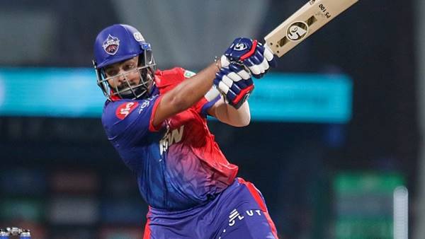 गिल या फिर किशन किसका कटेगा पत्ता