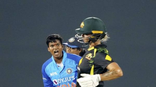 दीप्ति शर्मा को मिले 2.6 करोड़ रुपये दीप्ति शर्मा को मिले 2.6 करोड़ रुपये