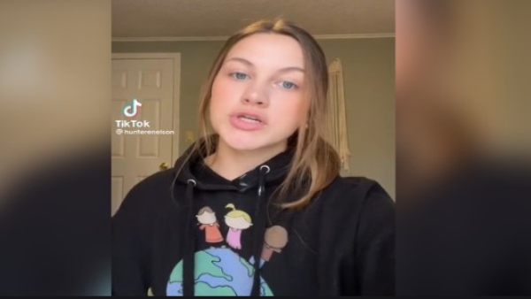 खुद बताई उम्र के फासले और रिश्ते की सच्चाई खुद बताई उम्र के फासले और रिश्ते की सच्चाई