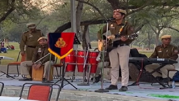 लोगों को किया प्रभावित लोगों को किया प्रभावित