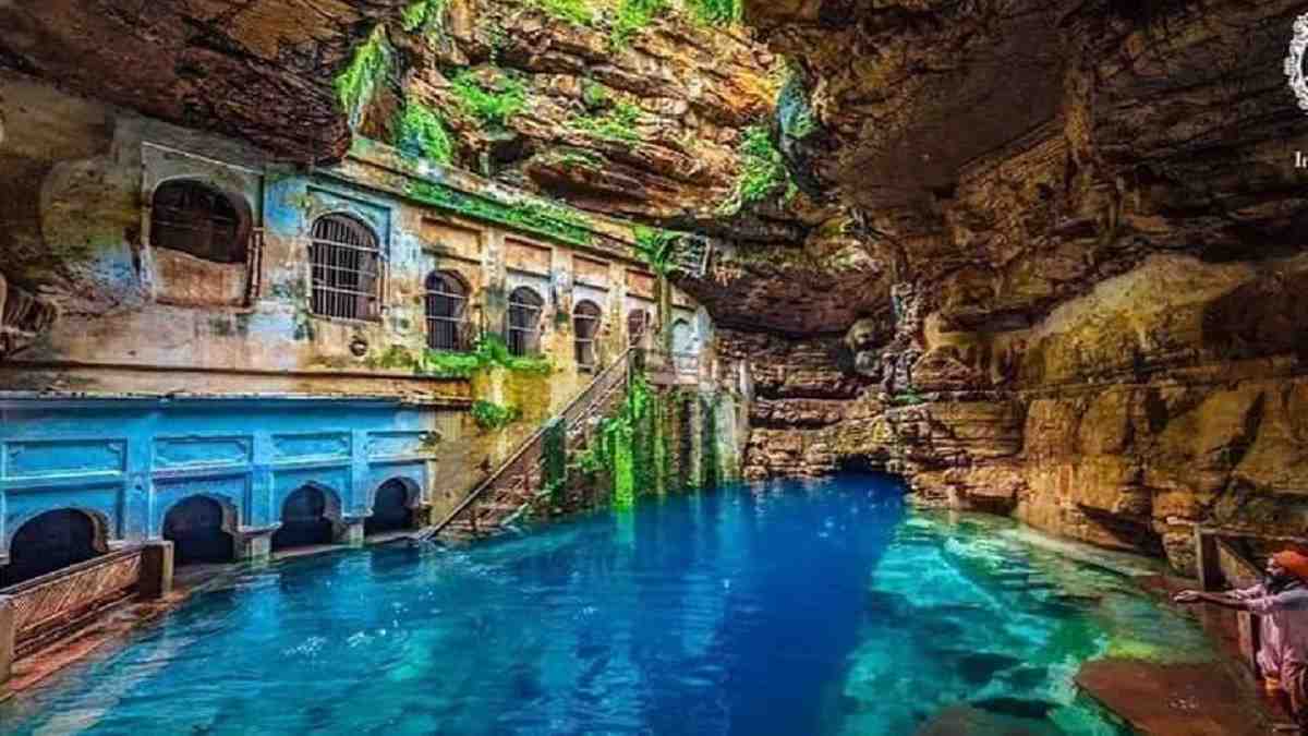 भीमकुंड का रहस्य जानने आए थे जर्मनी के गोताखोर, खाली हाथ लौट भीमकुंड का रहस्य जानने आए थे जर्मनी के गोताखोर, खाली हाथ लौट