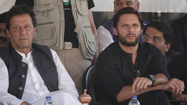 दाऊद ने धमकाया था आफरीदी को