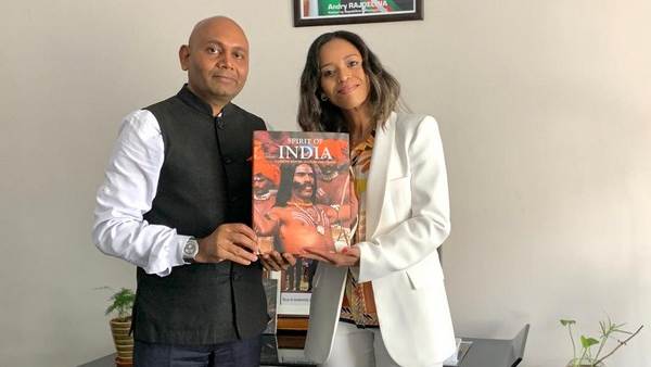  ब्राजील की साहित्य अकादमी में चुने गए