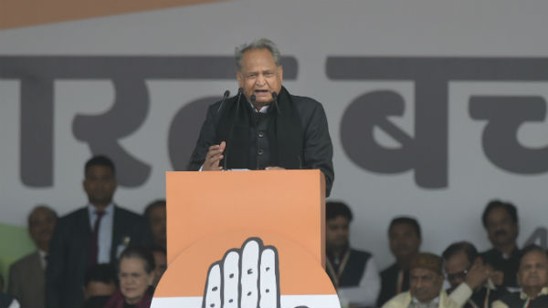 उस वक्त समाज में जातिगत भेदभाव चरम पर था 