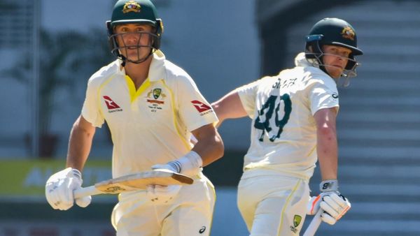ऑस्ट्रेलियाई बल्लेबाज नहीं टिक पाए ऑस्ट्रेलियाई बल्लेबाज नहीं टिक पाए