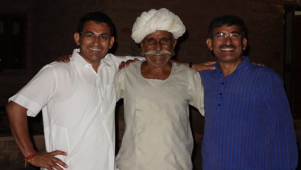  1982 में हुई थी दादा की मौत