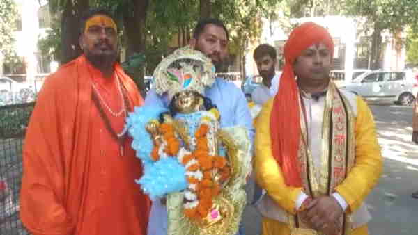 Thakur Keshav Dev Ji Maharaj Virajman Katra Keshav Dev appeared in Mathura court 