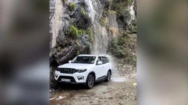 'अब कभी सनरूफ वाली गाड़ी नहीं खरीदूंगा...'