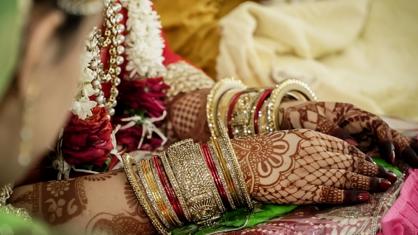 एक विवाह ऐसा भी...अचानक सजा मंडप