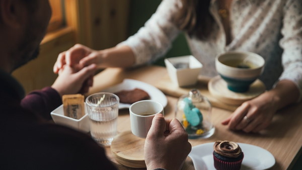 लड़का प्रपोजल देख हुआ इंप्रेस 