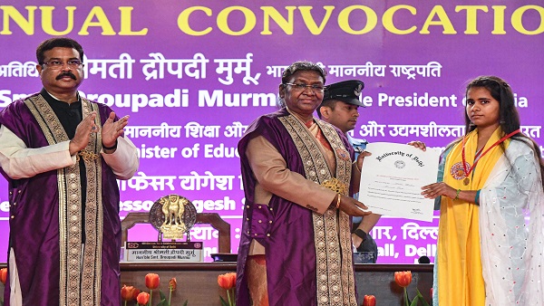 'मैं उन गाउन पहनने का कारण कभी नहीं समझ पाई...'