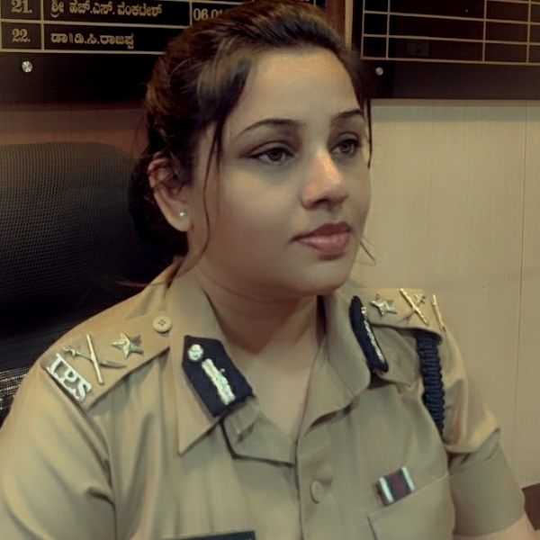  शशिकला की वीआईपी सुविधाओं का खुलासा