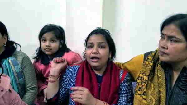 जनप्रतिनिधियों द्वारा पीड़ितों परिजनों से मुलाकात