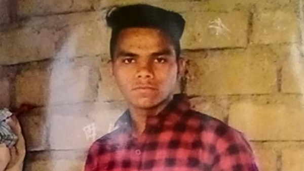 प्‍यार में बदनामी के डर से चला गया पाकिस्‍ताान