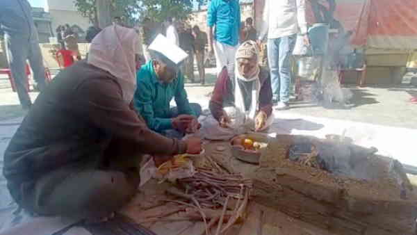 Mathura accident crime fall due to Havan in Chowki police made devotion a part of the strategy
