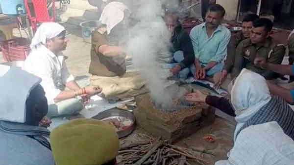 Mathura accident crime fall due to Havan in Chowki police made devotion a part of the strategy