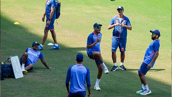 लीक से हटकर खेलेंगे या नहीं