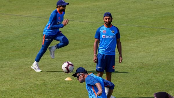 भारतीय टीम ने जमकर बहाया पसीना भारतीय टीम ने जमकर बहाया पसीना