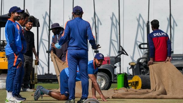 भारत अपने मतलब की पिचें बना रहा है 