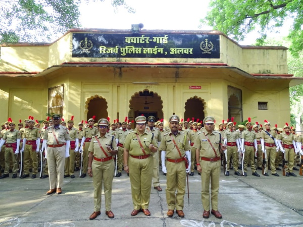 एसपी तेजस्‍वनी गौतम अलवर से बीकानेर रवाना