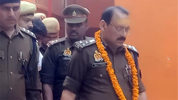 इन स्थानों पर बनाई गई है पार्किंग इन स्थानों पर बनाई गई है पार्किंग
