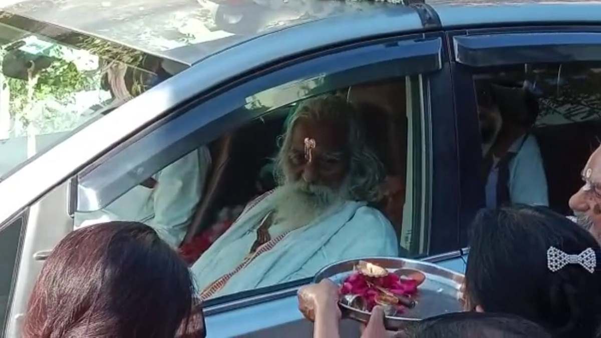 महंत नृत्य गोपालदास महाराज