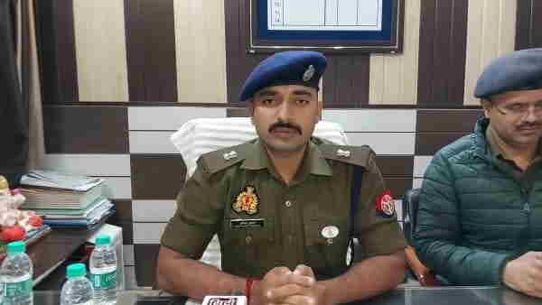 meerut Nephew fired bullets in his uncle chest lover affair with aunty jhony sandeep preeti