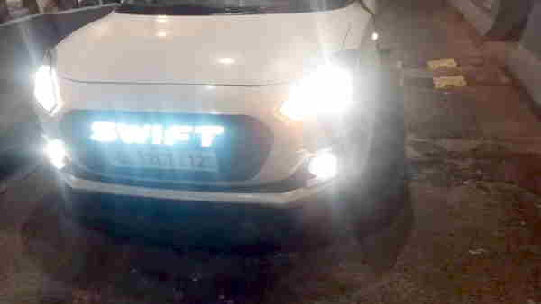 mathura man trapped in Swift car was dragged for 10 km accident due to fog Yamuna Expressway