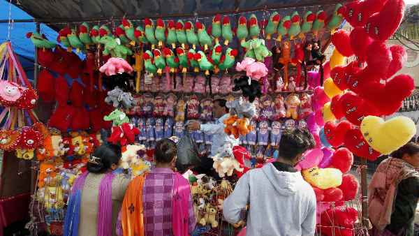 तीन साल में खिलौने के आयात में 70% की गिरावट तीन साल में खिलौने के आयात में 70% की गिरावट