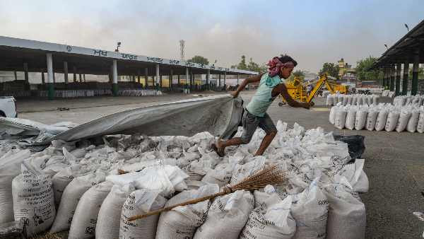 29.50 रुपए प्रति किलो मिलेगा 'भारत आटा' 29.50 रुपए प्रति किलो मिलेगा 'भारत आटा'
