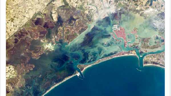 वेनिस शहर का भूगोल कैसा है ?