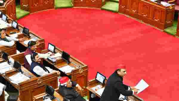 दिल्ली की डबल इंजन सरकार आपका सहयोग नहीं कर रही 