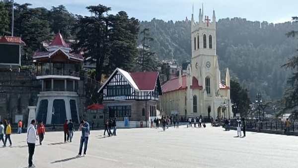 सामान्य से काफी ऊंचा चल रहा है तापमान