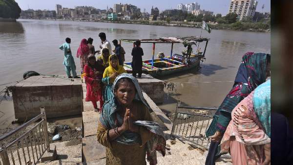 पाकिस्तान ने 190 हिंदुओं को भारत आने से रोका