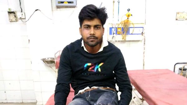 पुलिस टीम को देखते ही लुटेरों ने कर दिया फायर